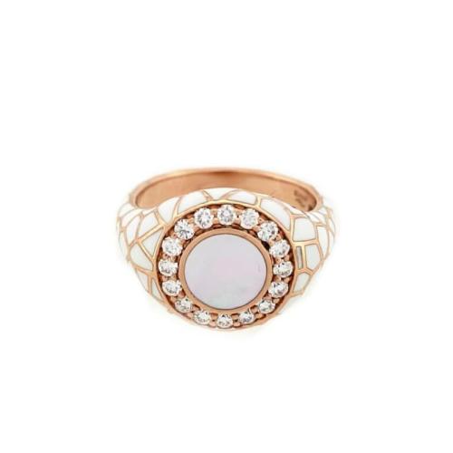 CHEVALIER RING IN ROSE GOLD WITH MOTHER OF PEARL AND DIAMONDS